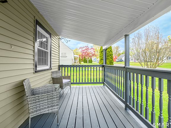 4th image of 42 Helen Drive