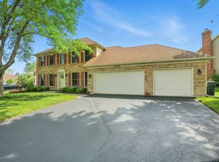 1844 Slippery Rock Rd, Naperville, IL 60565