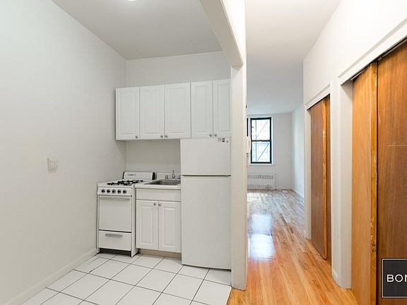 3rd image of 336 E 90th St APT 4C