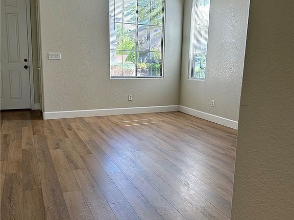 4th image of 9032 Big Plantation Ave