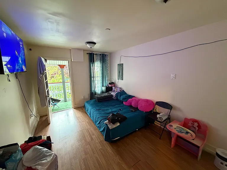446 Quincy Ave #2 — Photo 4