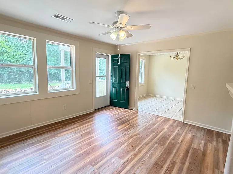 3406 Holly Springs Rd — Photo 2