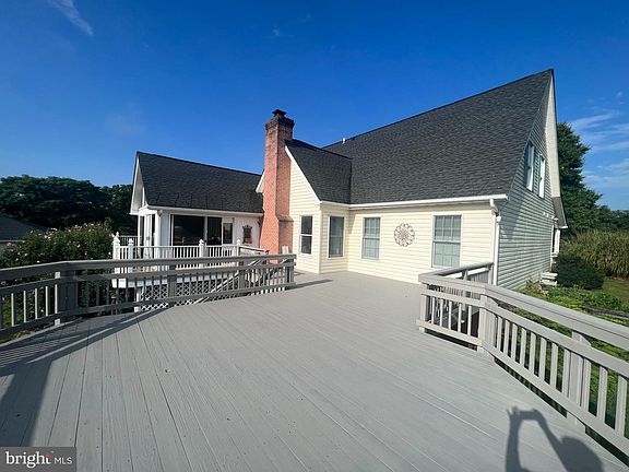 4th image of 272 Pintail Ct
