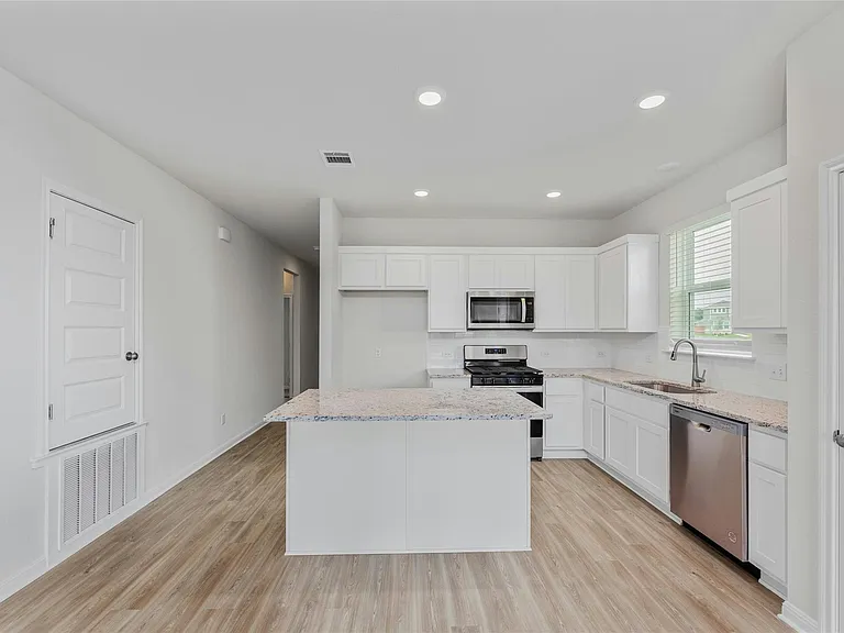 2457 Lucy Axel Ln — Photo 12