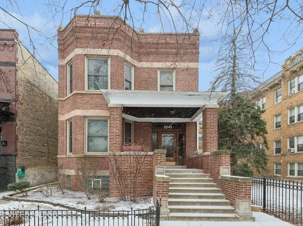 2241 W Eastwood Ave, Chicago, IL 60625