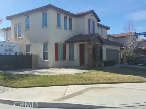 3146 Club Rancho Dr, Palmdale, CA 93551