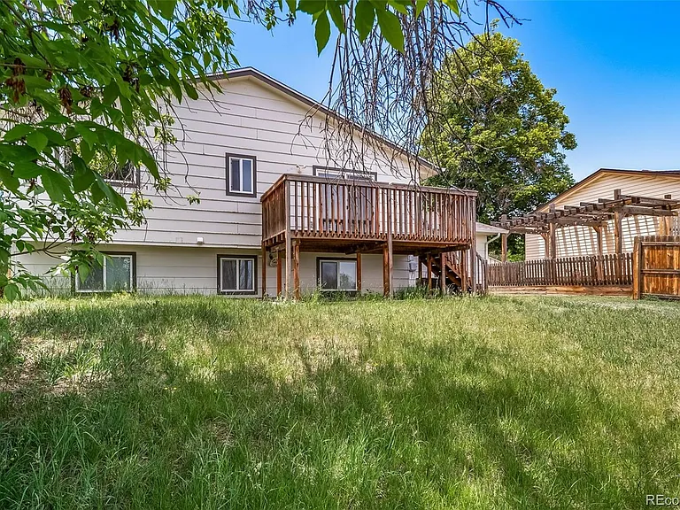 15989 E 18th Pl — Photo 36