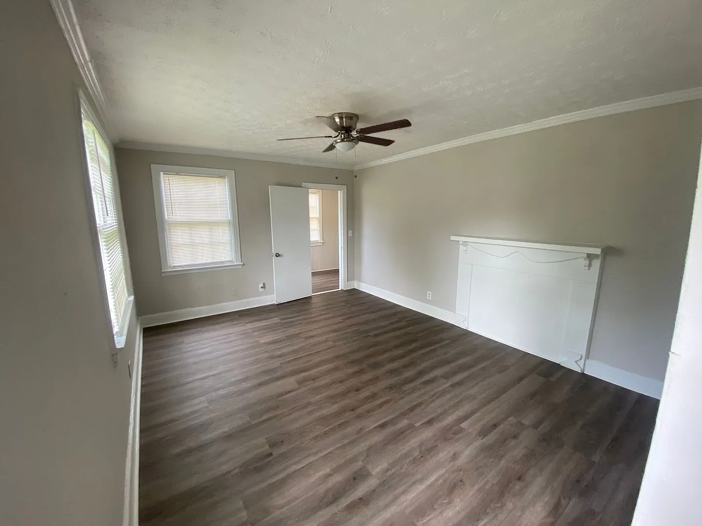 **2 Bedroom / 1 Bathroom **Plus Bonus Room**Home for Rent in Midtown Columbus, GA — Photo 2