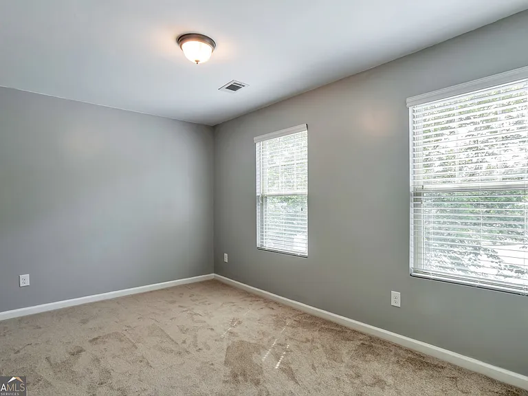 4098 Clay Ct SE — Photo 17