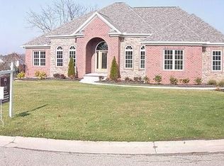 8437 Gentry St NW, Massillon, OH 44646