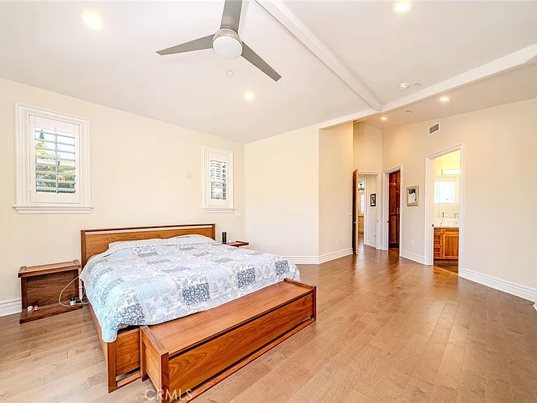 1217 Olive La Canada — Photo 15