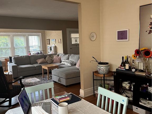4th image of 1108 Parkside Ave