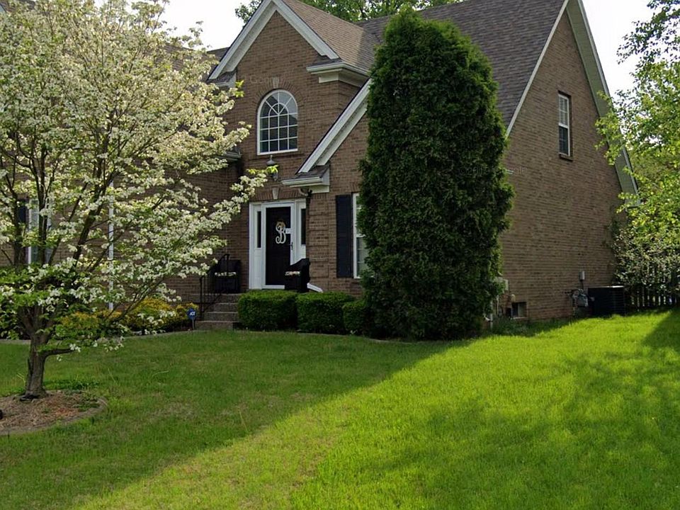 2nd image of 12409 Wynmeade Pl
