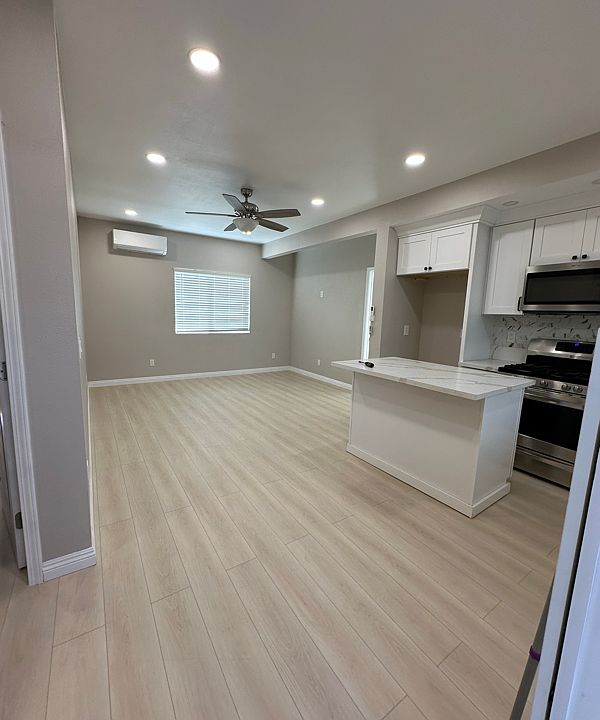 1st image of 543 W G St