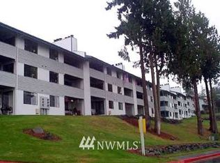 20183 Vikings Crst NE APT 4-203, Poulsbo, WA 98370