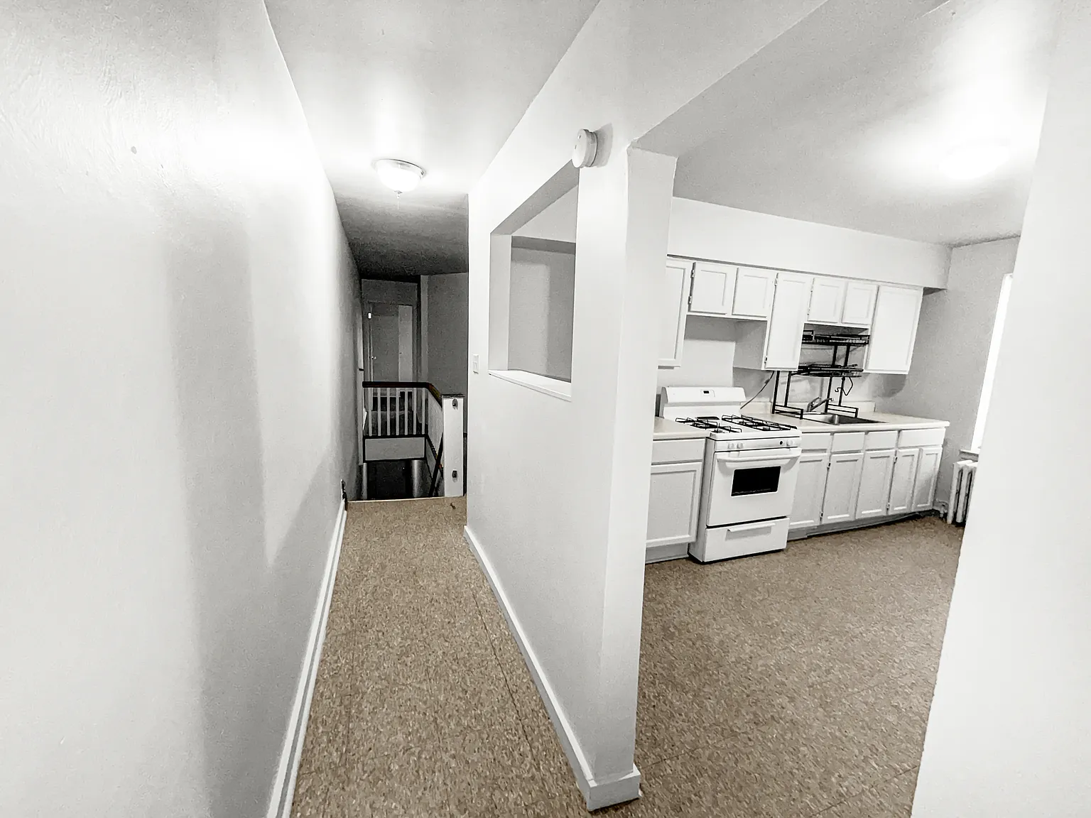 2 bed, 1012 sqft, $1,250 — Photo 4