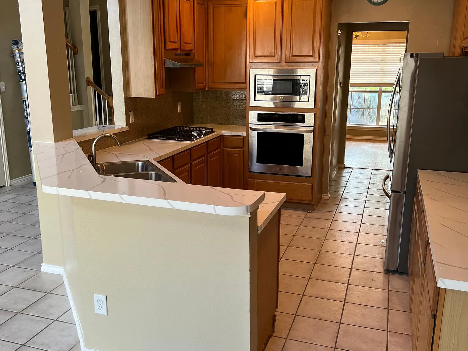 4 bed, 2234 sqft, $2,795 — Photo 4