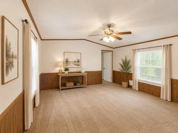 344 Holmes Rd, Onalaska, TX 77360