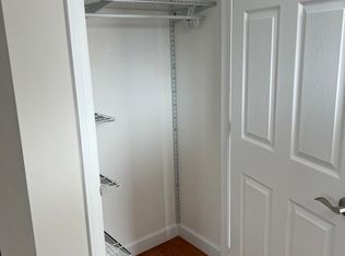 33 Carlton St S, Edison, NJ 08837