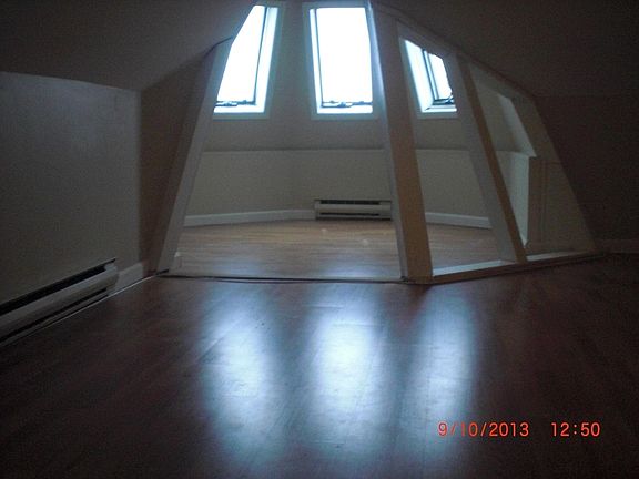 5th image of 455 Pontiac Ave #3