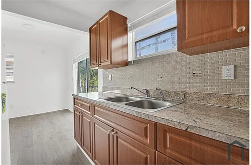 8295 NE Miami Ct #4 Photo 1
