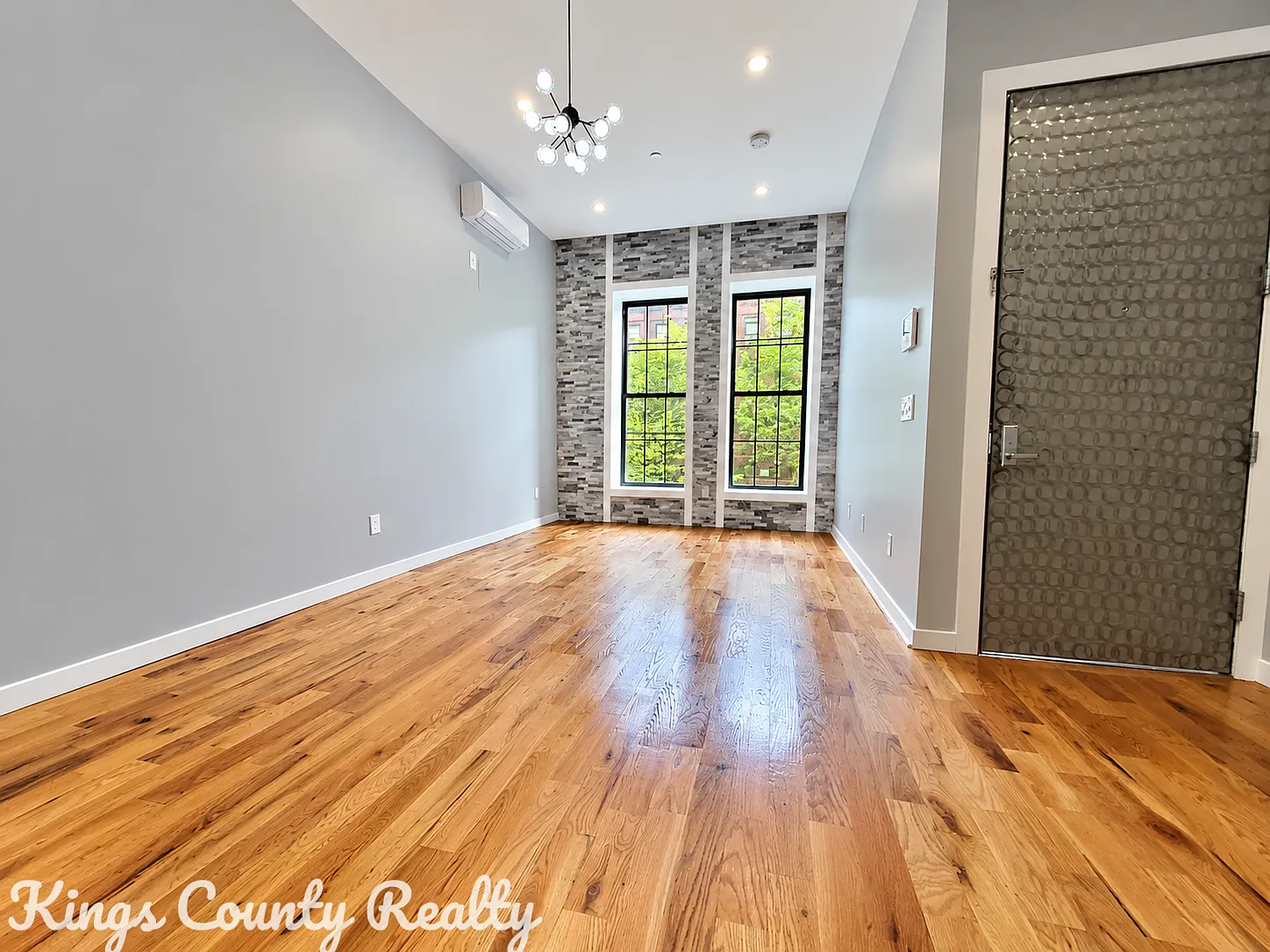 141 Herkimer Street — Photo 2