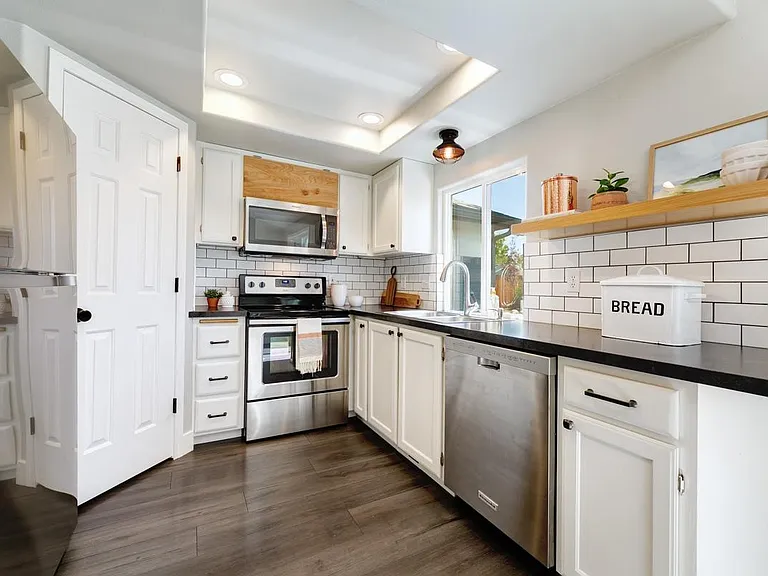 5644 S Daffodil Pl — Photo 15