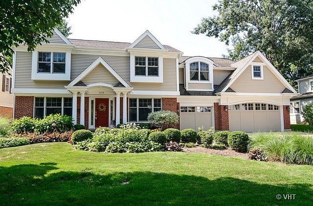 1st image of 1219 E Woodford Pl