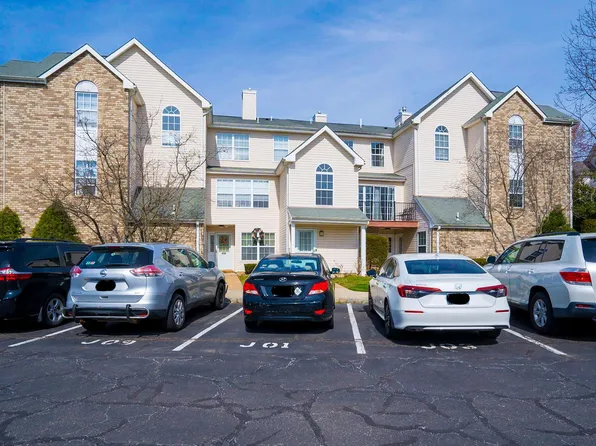 1101 Stony Brook Way, North Brunswick, NJ 08902