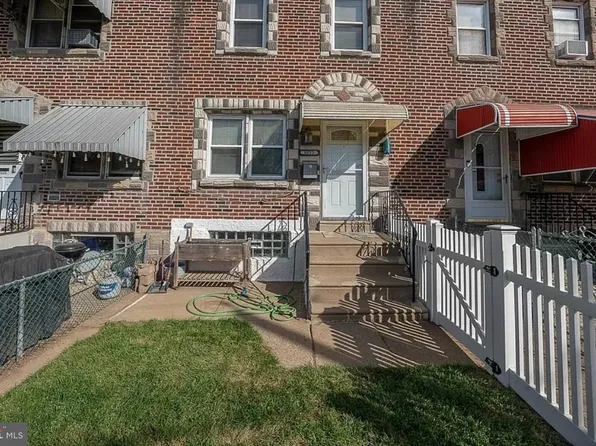 8022 Moro St, Philadelphia, PA 19136