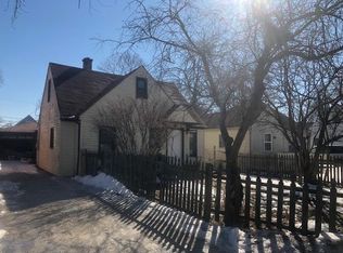 215 Bellevue Dr, Round Lake Park, IL 60073