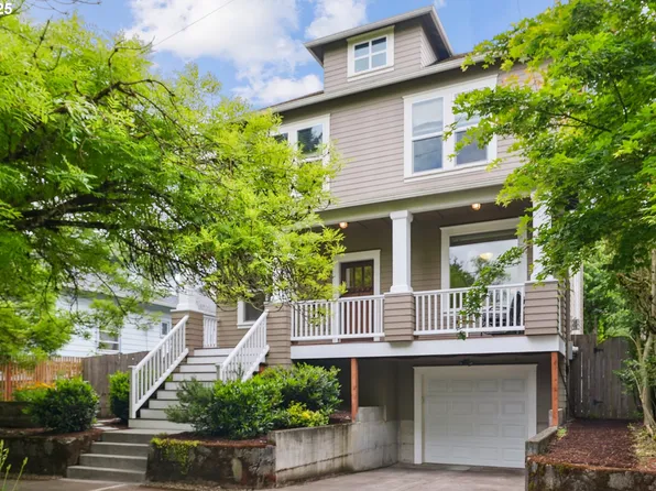 160 NE Bryant St, Portland, OR 97211