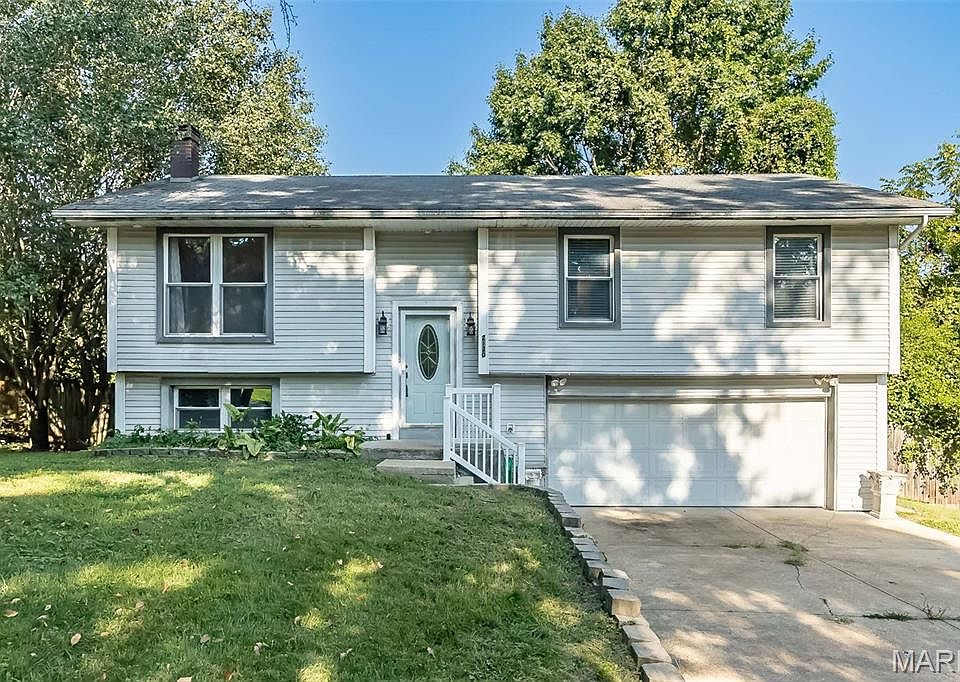 1st image of 2120 Devonshire Dr