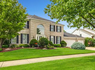 670 Middleton Ln, Des Plaines, IL