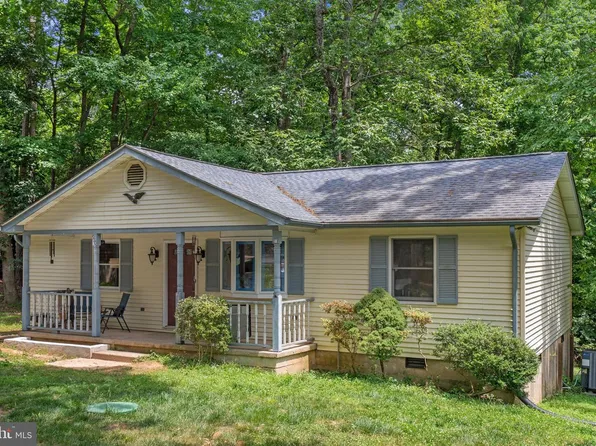 910 Golden West Way, Lusby, MD 20657