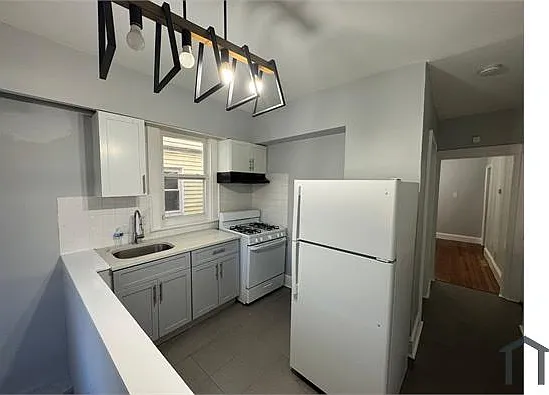 394 Myrtle Ave #1 — Photo 1