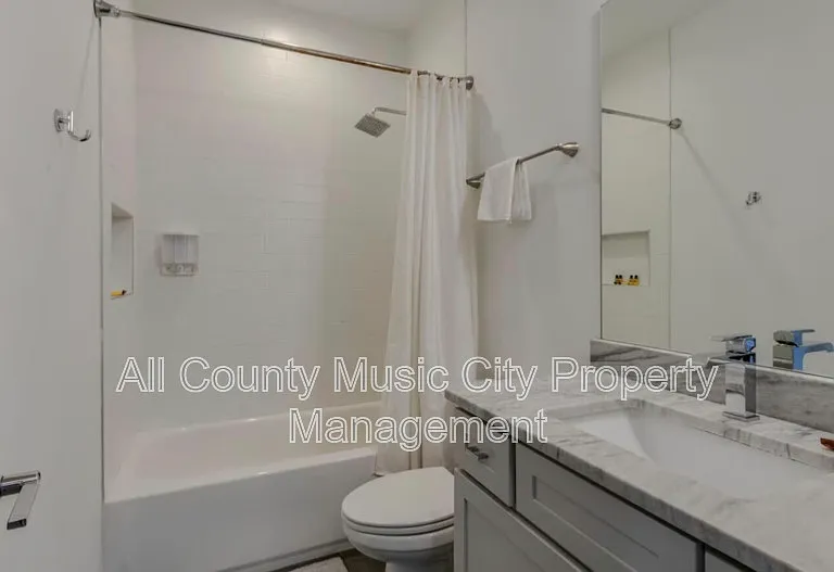 3009 Delaware Ave — Photo 14