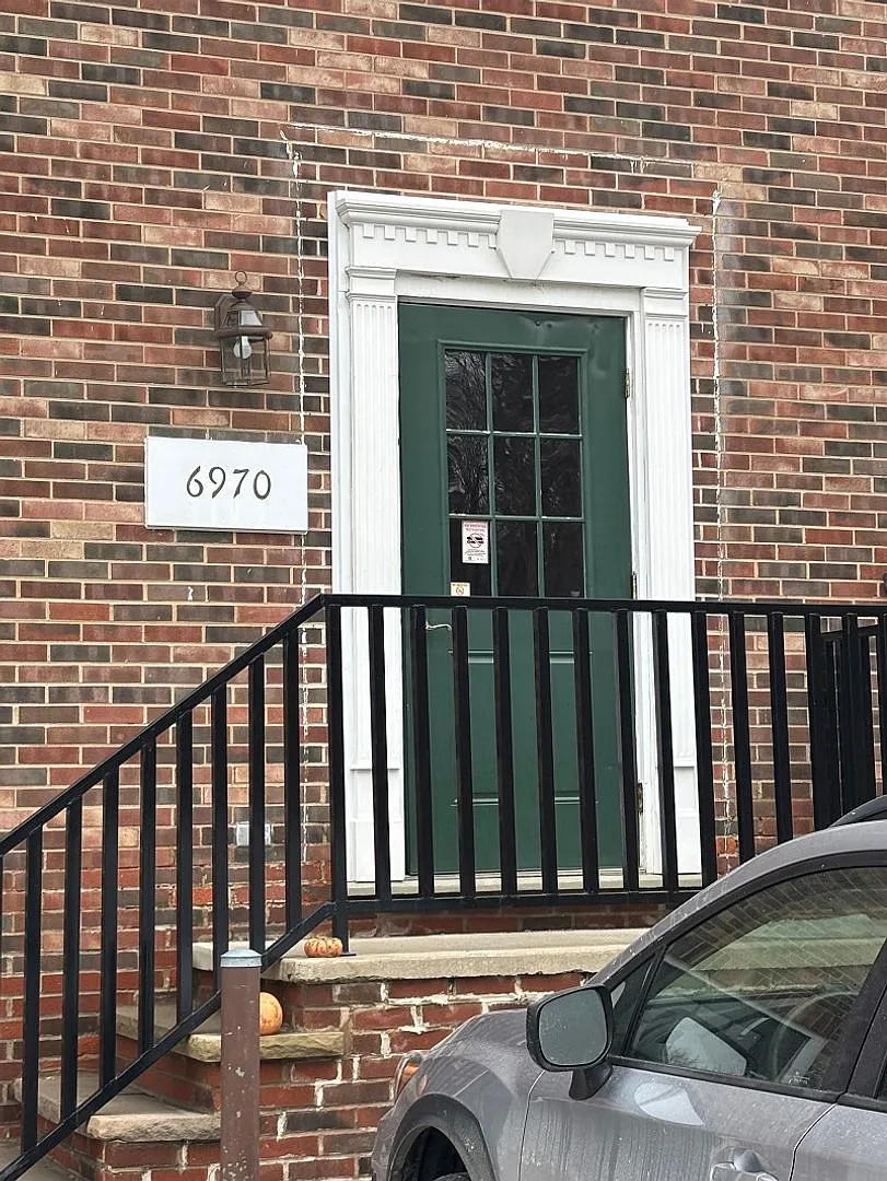 6970 Carriage Hill Dr — Photo 1