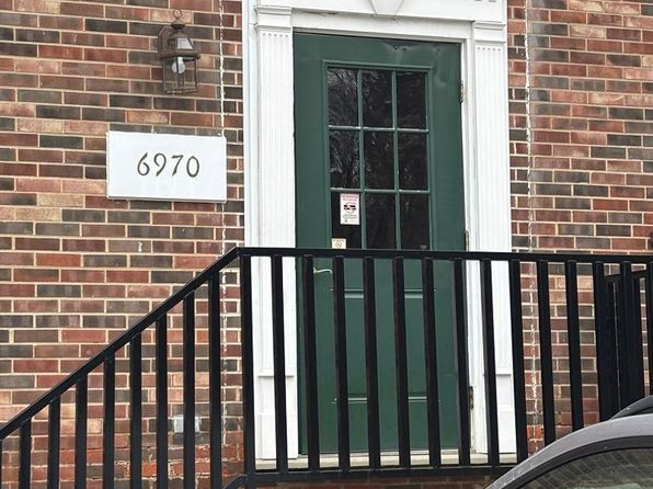 6970 Carriage Hill Dr APT 201
