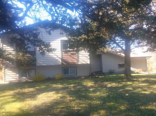 5780 16th St NW, Willmar, MN 56201