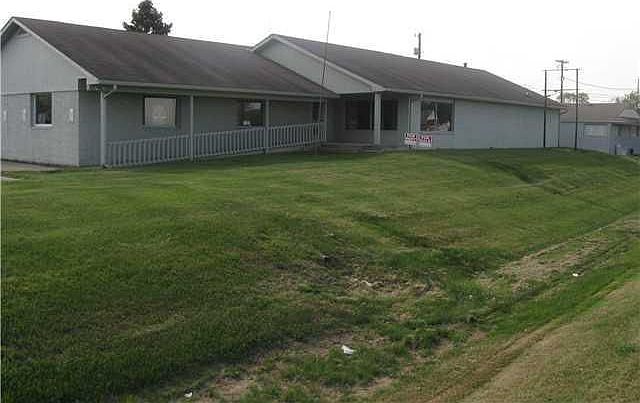 2nd image of 1090 State Road 39 Byp S