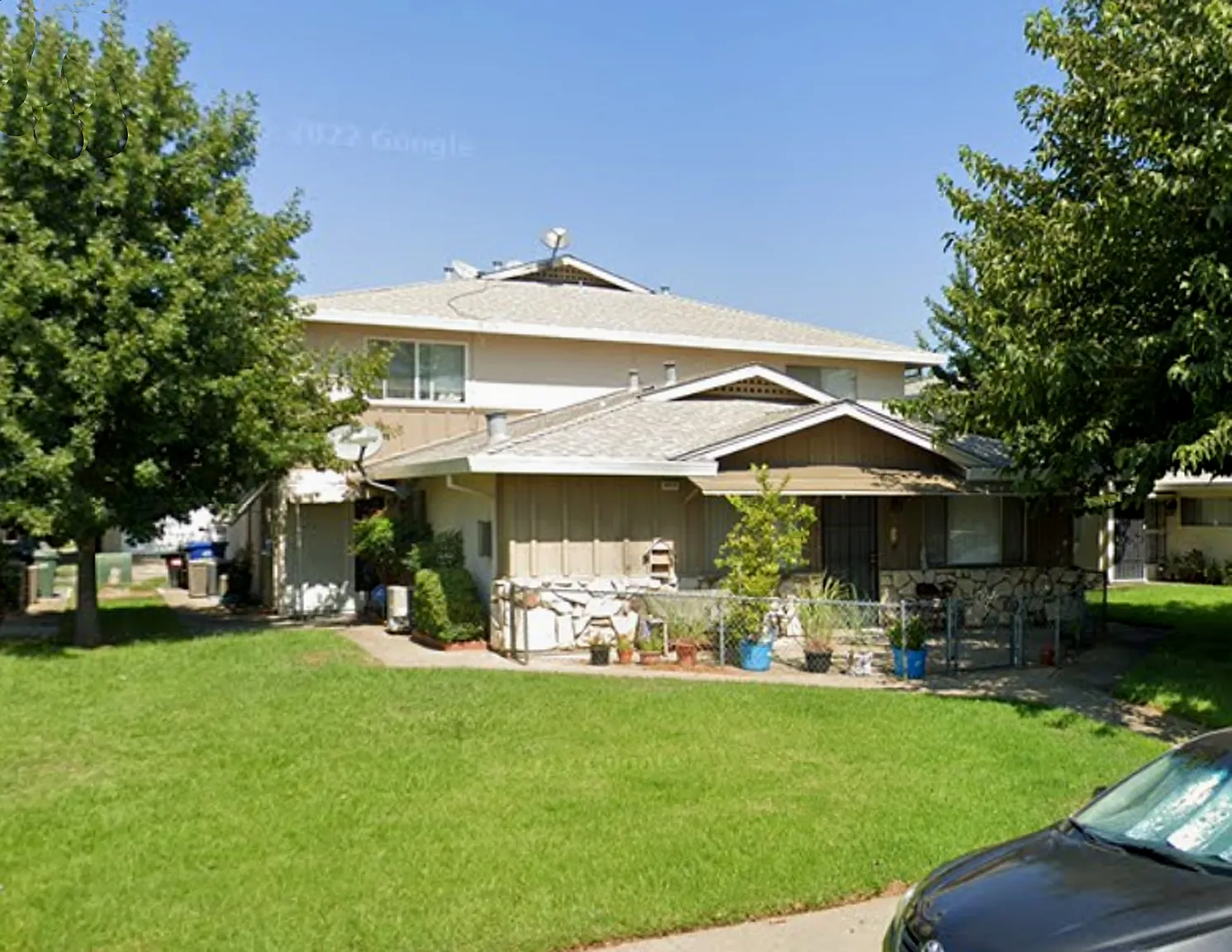 9033 El Cajon Way APT 4 photo 1