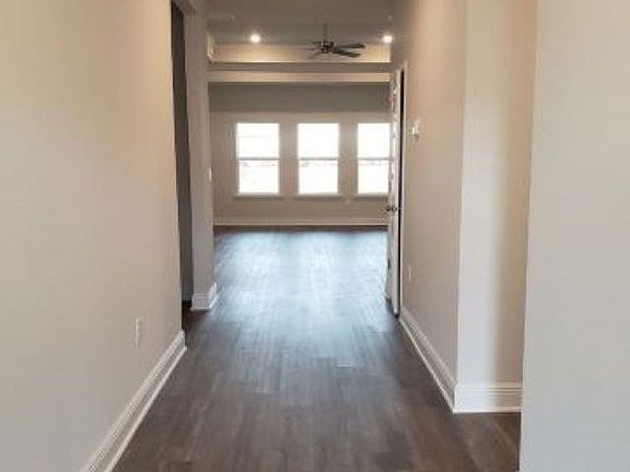 4th image of 1106 Pencarro Blvd