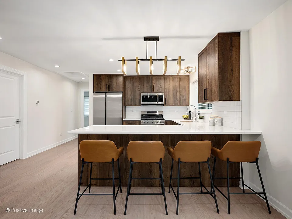 1018 Chicago Ave #1