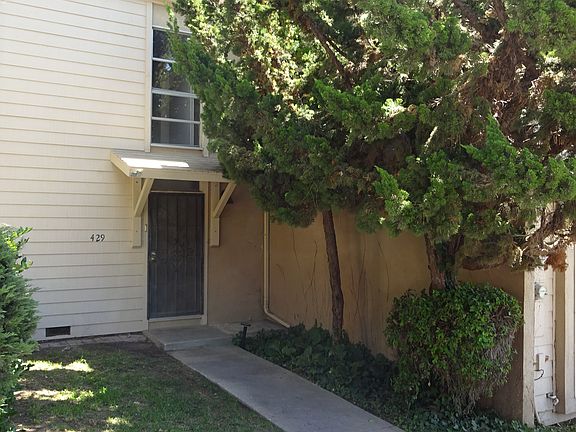 2nd image of 429 Palm Ave