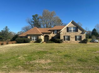 14092 Strafford Ln, Olive Branch, MS 38654