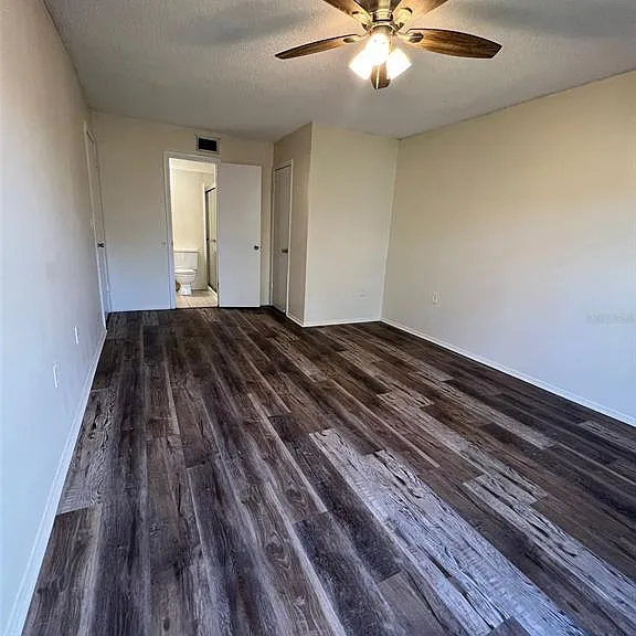 6043 Village Cir #6043 — Photo 11