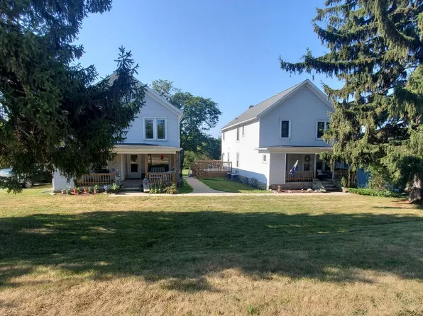 S16W22081 Arcadian AVENUE, Waukesha, WI 53186