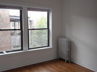 1307 W Lawrence Ave #222, Chicago, IL 60640