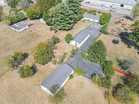 4th image of 259 W County Road 100 S
